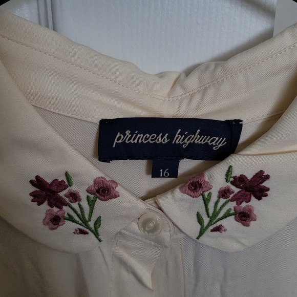 Princess Highway Cottage core button down shirt with floral detailing - Picture 2 of 4